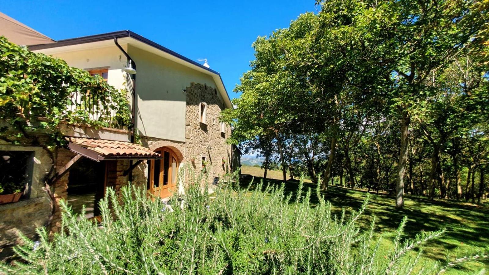 Al Noceto Countryside Bed & Breakfast Busso ภายนอก รูปภาพ